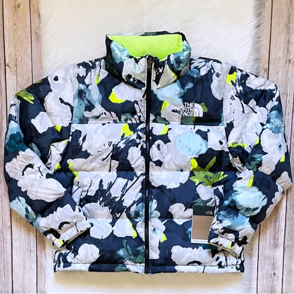 The North Face Women’s 1996 Retro Nuptse Jacket In Summit Navy Abstract Floral